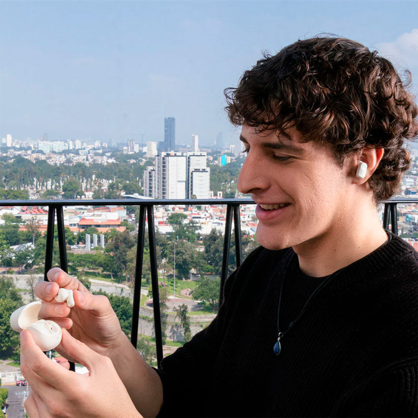 AUDIFONOS TRUE WIRELESS STF ESSENTIAL BLANCO