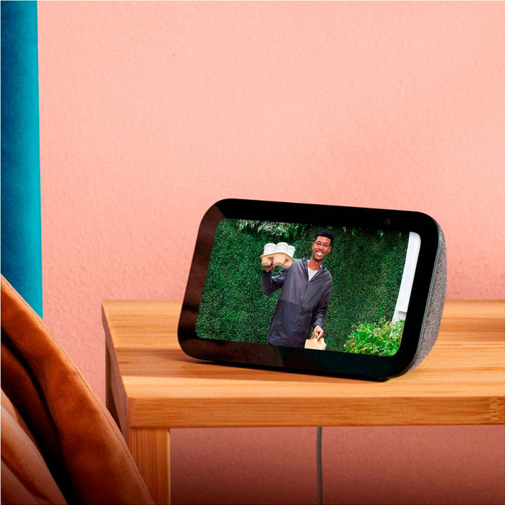 AMAZON ASISTENTE DE VOZ INTELIGENTE ECHO SHOW 5 / 3RD GENERACION COLOR CARBON