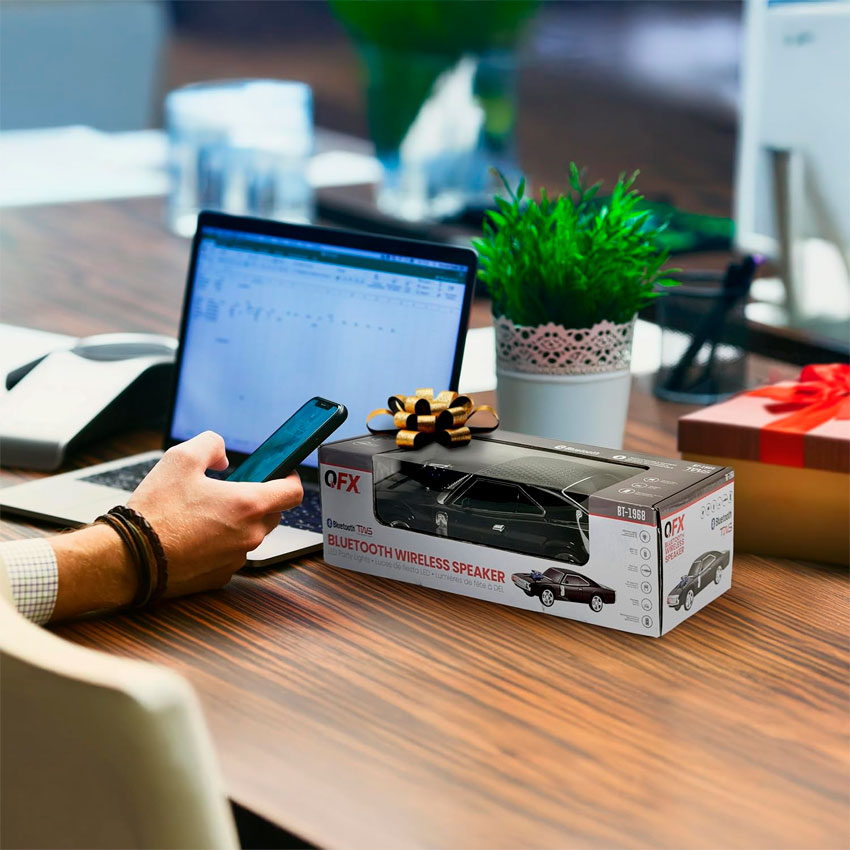 Bocina Bluetooth Techbro Charger Negro