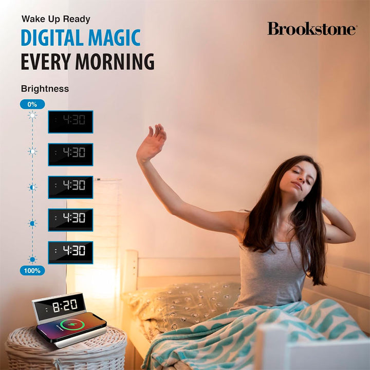 BROOKSTONE RELOJ DESPERTADOR DIGITAL C/CARGADOR BLANCO