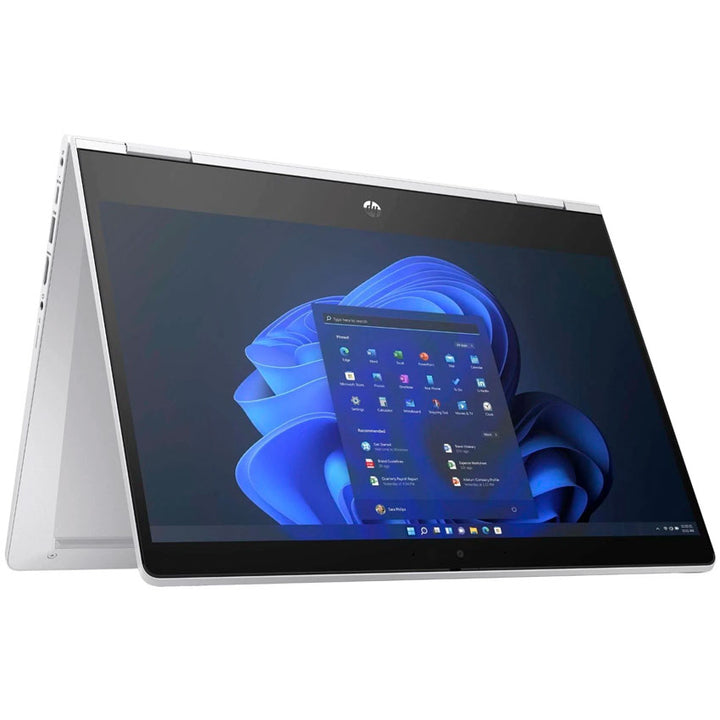 Laptop HP 13.3" 16 GB RAM, 512 GB SSD, Ryzen 7, W11 Pro — vista frontal